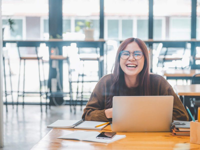 young-student-wearing-headphones-studies-online-distance-learning--qdatynliyoz190nh6r5w6kcaok6b7g4xu05m1adfu8